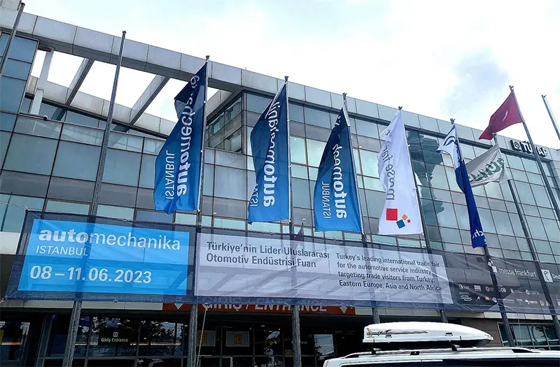 Luxfighter Car LED -strålkastare anländer till Automechanika Istanbul 2023